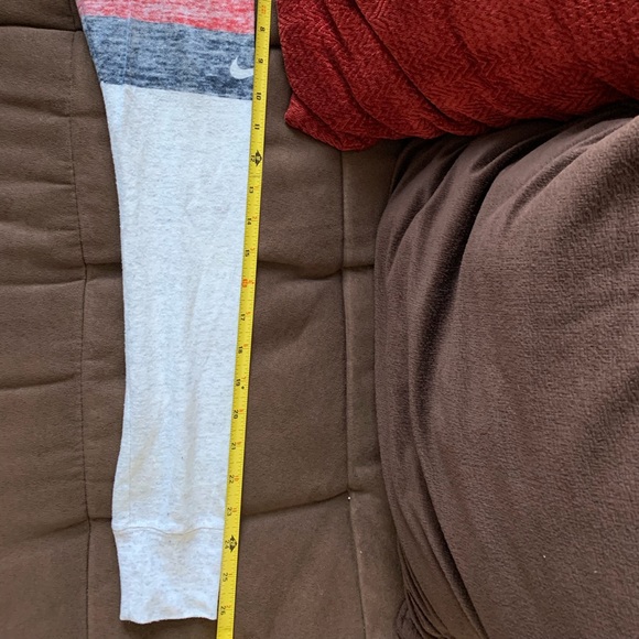 Women’s New England Patriots Top - Picture 6 of 7